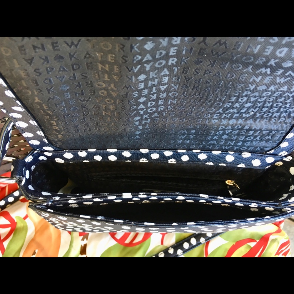 Kate Spade Crossbody - Picture 2 of 5
